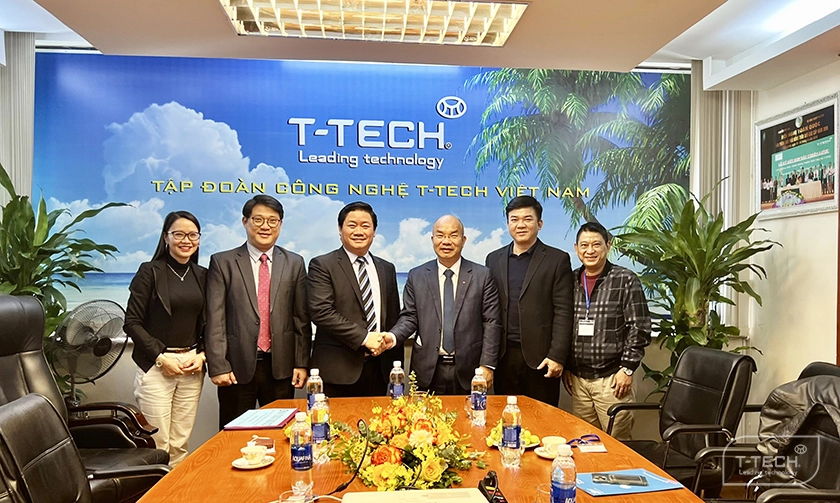 Hội Doanh nghiệp SXSP Công nghiệp chủ lực Hà Nội thăm và làm việc với Tập đoàn Công nghệ T-TECH
